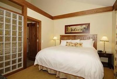 фото отеля Huff Estates Inn & Winery Bloomfield (Canada)
