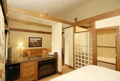 фото отеля Huff Estates Inn & Winery Bloomfield (Canada)