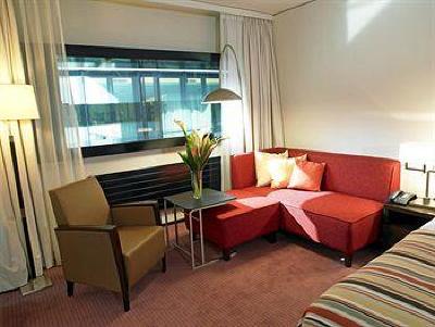 фото отеля Four Points by Sheraton Sihlcity Zurich