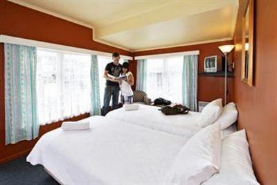 фото отеля Base Pipi Patch Lodge Paihia