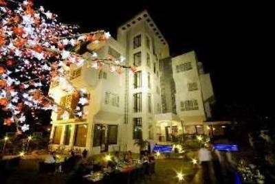 фото отеля Lily Sarovar Portico