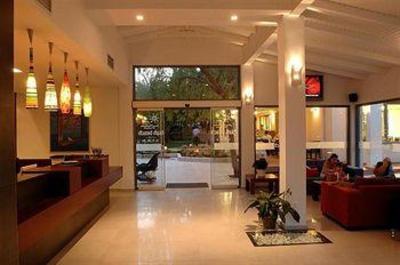 фото отеля High Beach Hotel