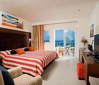 фото отеля High Beach Hotel