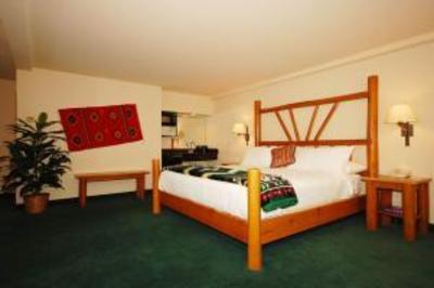 фото отеля BEST WESTERN PLUS Kentwood Lodge