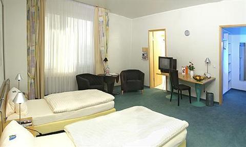 фото отеля Best Western Hotel Im Forum Mulheim