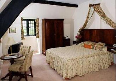 фото отеля Llansantffraed Court Hotel Abergavenny