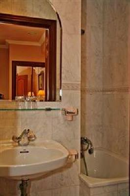фото отеля Hostal Victoria III