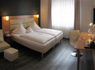 фото отеля Best Western Plazahotel Stuttgart Filderstadt