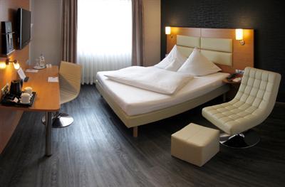фото отеля Best Western Plazahotel Stuttgart Filderstadt