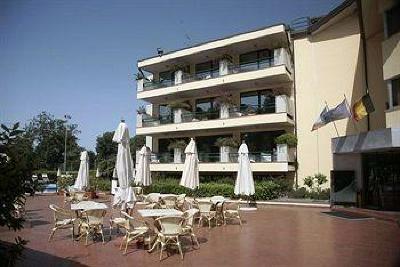 фото отеля Versilia Holidays Hotel Forte dei Marmi