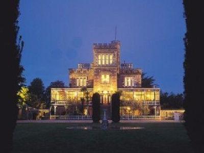 фото отеля Larnach Castle Lodge