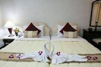 фото отеля Yellow Ribbon Hills Executive Apartments Bangkok