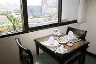 фото отеля Yellow Ribbon Hills Executive Apartments Bangkok