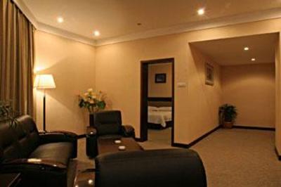 фото отеля Rui An Hotel Xiongchu