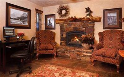 фото отеля Elk Country Inn