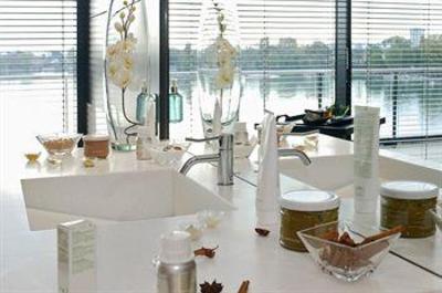 фото отеля Grand Hotel Barriere Enghien