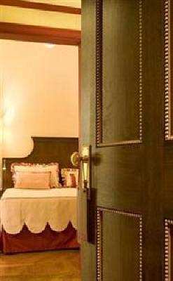 фото отеля Santa Maria Novella Hotel