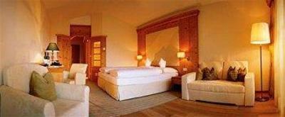 фото отеля Hotel Taubers Unterwirt