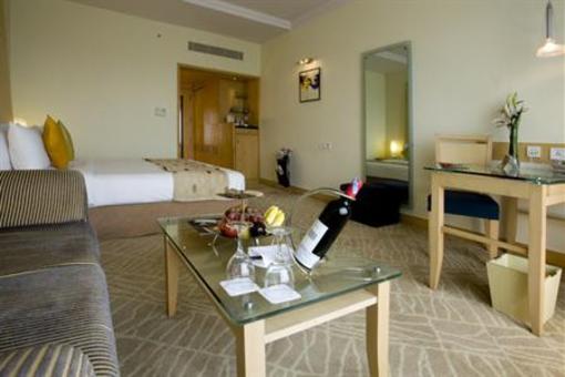 фото отеля The Chancery Pavilion Hotel Bangalore