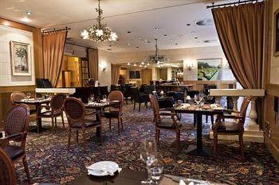 фото отеля Le Chatelain Hotel