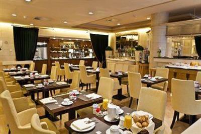 фото отеля Le Chatelain Hotel