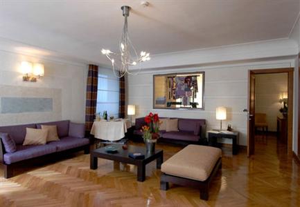 фото отеля Renaissance Naples Hotel Mediterraneo
