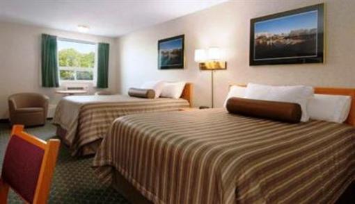фото отеля Travelodge Winnipeg East