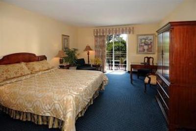 фото отеля Trianon Bonita Bay