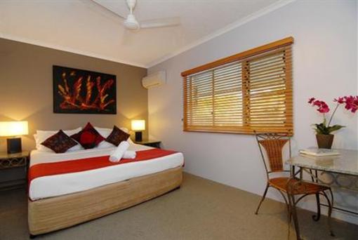 фото отеля Cairns Beach Resort