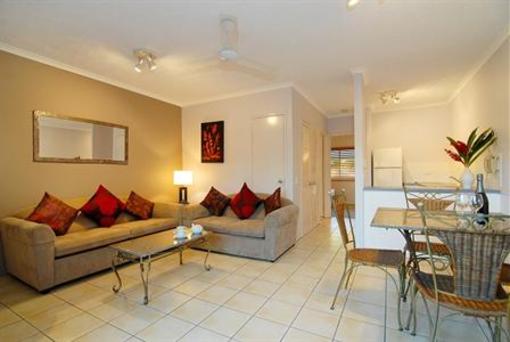 фото отеля Cairns Beach Resort