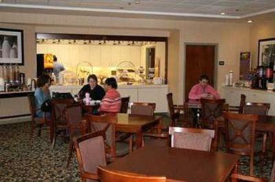 фото отеля Hampton Inn Elizabeth City