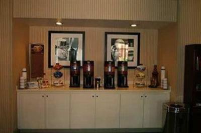 фото отеля Hampton Inn Elizabeth City