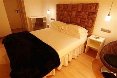 фото отеля Hostal Santo Domingo Madrid