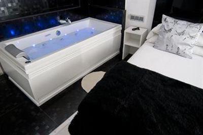 фото отеля Hostal Santo Domingo Madrid