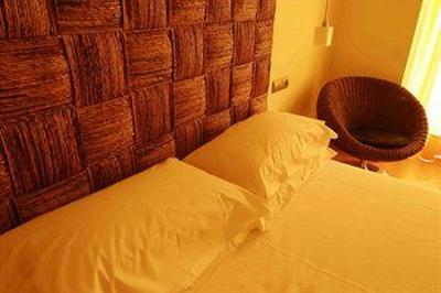 фото отеля Hostal Santo Domingo Madrid