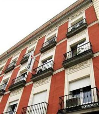 фото отеля Hostal Santo Domingo Madrid