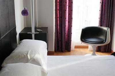 фото отеля Hostal Santo Domingo Madrid