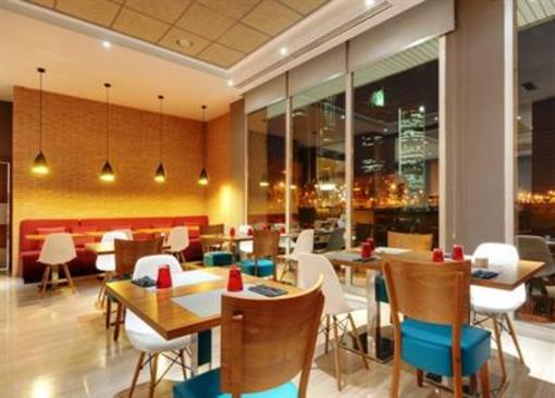 фото отеля Tryp Madrid Chamartin Hotel