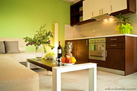 фото отеля Esthisis Suites Chania Platanias