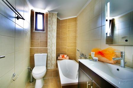 фото отеля Esthisis Suites Chania Platanias