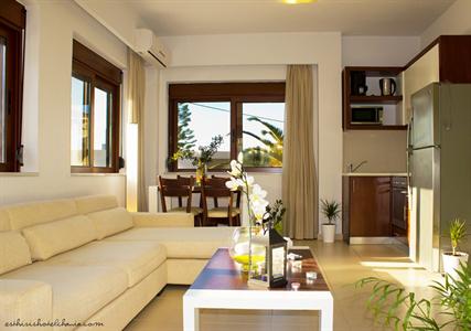 фото отеля Esthisis Suites Chania Platanias