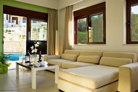 фото отеля Esthisis Suites Chania Platanias