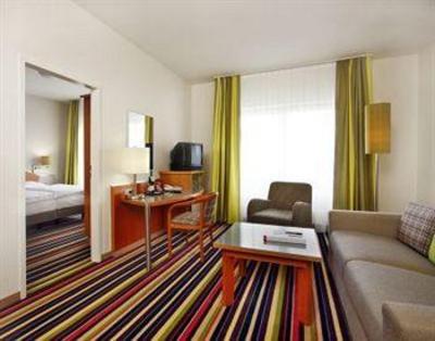 фото отеля Ramada Huerth-Koeln