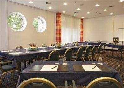фото отеля Ramada Huerth-Koeln