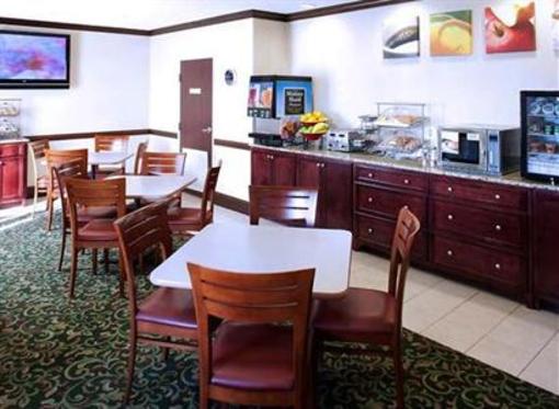 фото отеля Fairfield Inn Charlotte Mooresville/Lake Norman