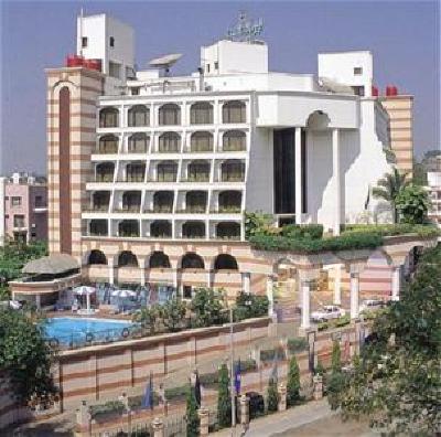 фото отеля Sun n Sand Pune