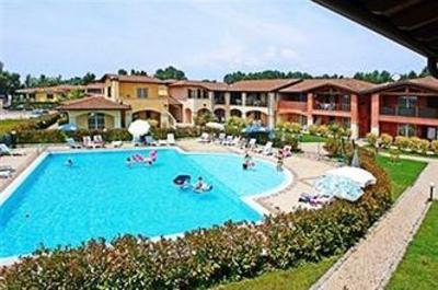 фото отеля Villaggio Turistico Lugana Apartments Sirmione
