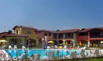 фото отеля Villaggio Turistico Lugana Apartments Sirmione