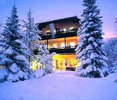 фото отеля Hotel Bavaria Garmisch-Partenkirchen