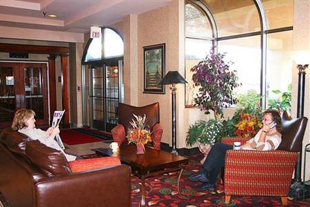 фото отеля Hampton Inn Saint Paul North Shoreview
